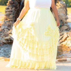 Ruffle maxi skirt